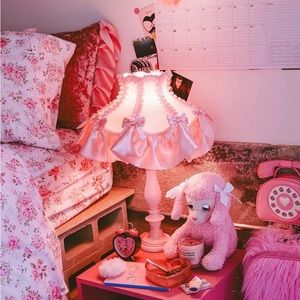 Dollskill Heiress Lamp
